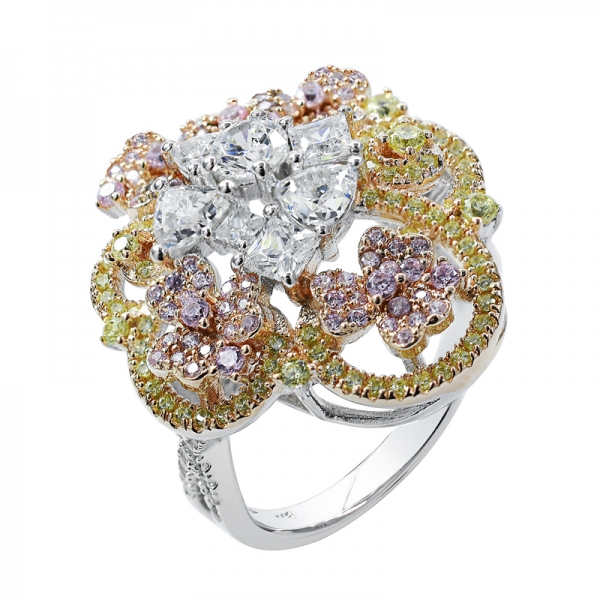 anillo plateado plateado de dos tonos con piedras de tres colores 