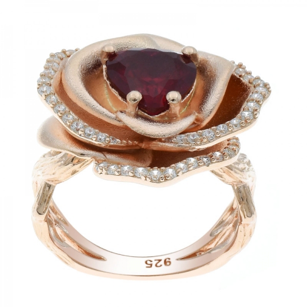 fascinante anillo de corindón rojo rosa plata 925 