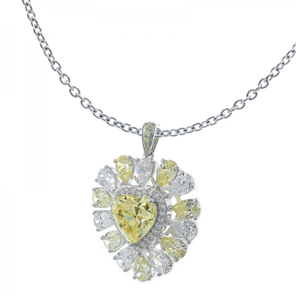 Colgante en forma de corazón de plata 925 de China con diamante amarillo cz 