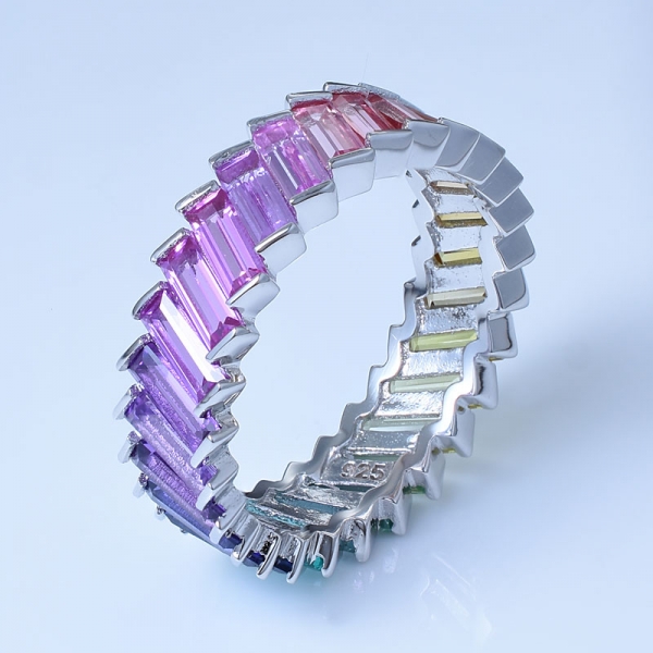 arcoíris de rodio de colores sobre plata de ley 925 con forma de baguette anillo infinito 