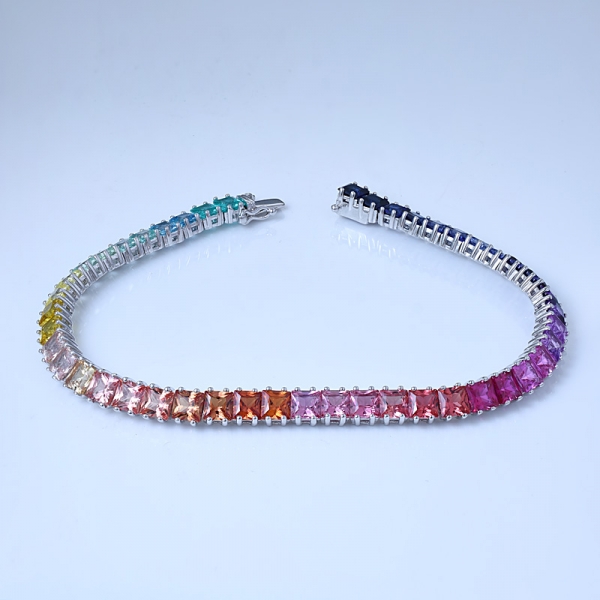 brazalete de zafiro sintético con corte de princesa rodio sobre plata esterlina pulsera de arcoiris para mujer 