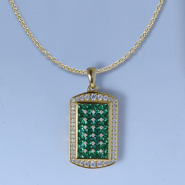 collar de esmeralda cúbica y esmeralda simulada de oro de 18k sobre plata esterlina 