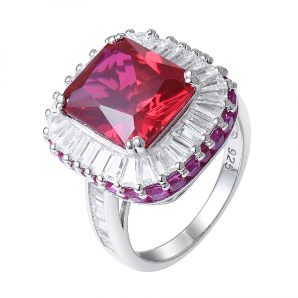 anillo de halo de talla princesa con rubí creado en oro blanco de 8,00 quilates 