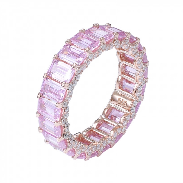 rosa cz anillo de eternidad de diamantes de talla esmeralda en oro rosa sobre plata esterlina 