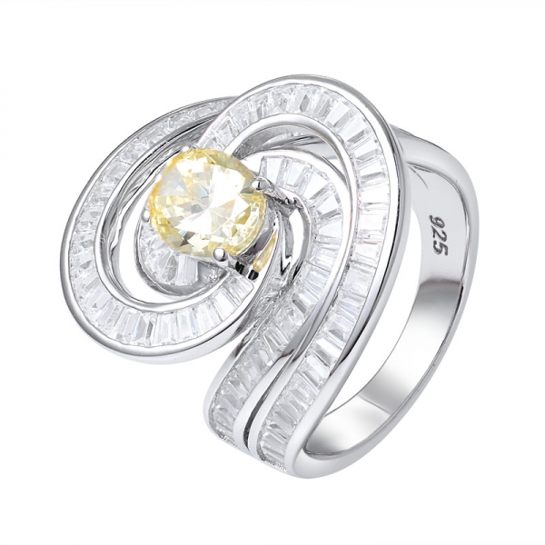  1Ct Diamante amarillo ovalado simulado en rodio sobre alianza de plata esterlina 