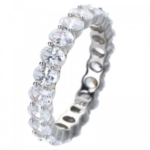 3,0 mm * 4,0 mm anillo de eternidad moderno de plata de ley con rodio y circonita cúbica blanca de talla ovalada