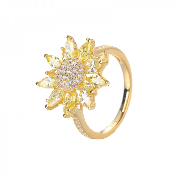 Anillo en racimo de diamantes para mujer en anillo con flor de oro de 18 quilates 