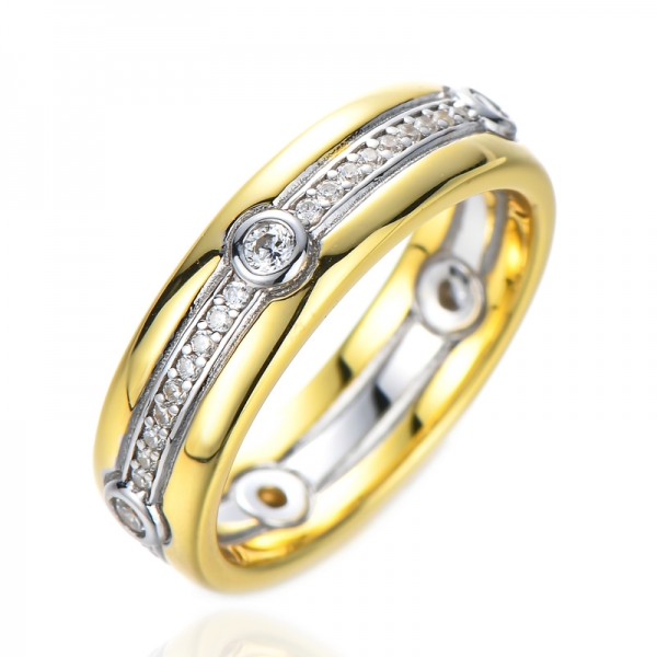Precioso anillo de banda de dos tonos chapado en oro blanco/oro rosa con circonitas cúbicas 