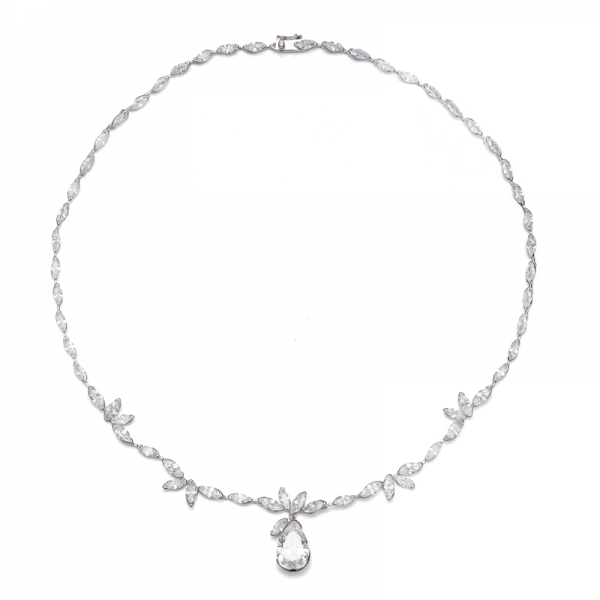 Collar de plata rodiada con circonita cúbica blanca marquesa y diamante en forma de pera 