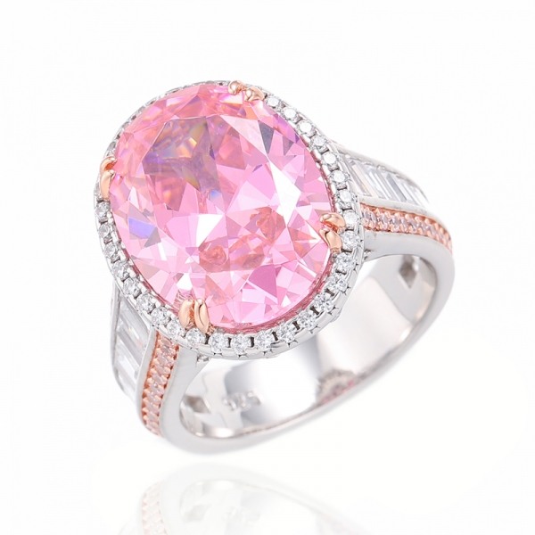 Anillo de plata con circonita cúbica rosa y blanca de forma ovalada con baño de rodio y oro rosa 