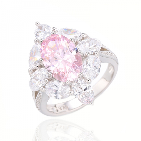 Anillo de plata rodiada con circonita cúbica blanca redonda y rosa de diamante de forma ovalada 
