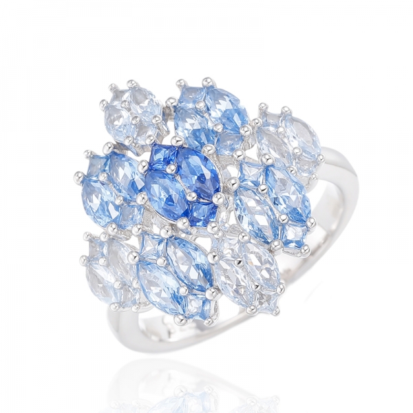 Anillo De Plata Rodiada Con Espinela Azul Múltiple Marquesa Y Cuadrado 