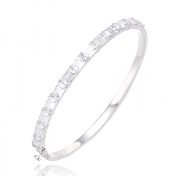 Brazalete de plata nano rodiada verde con talla esmeralda 