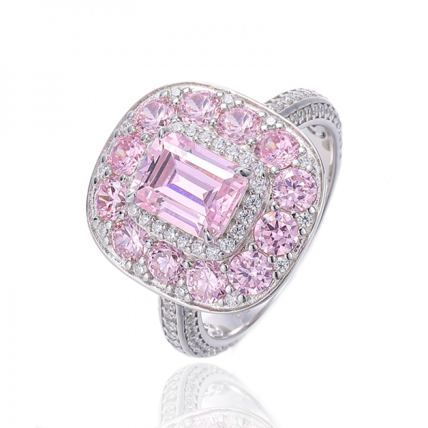 Anillo de plata rodiada con circonita cúbica rosa y diamante de talla esmeralda 