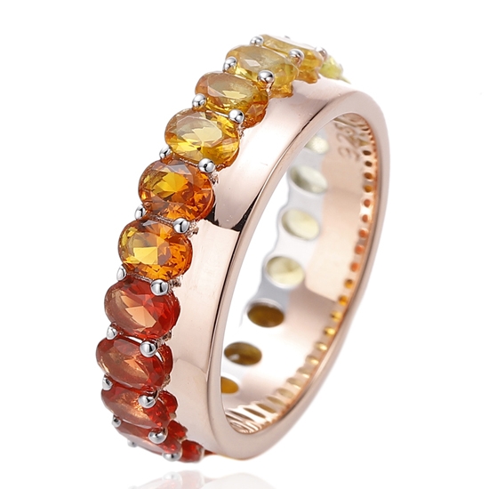 Anillo de plata con circonita cúbica arcoíris de forma ovalada y baño de oro rosa 