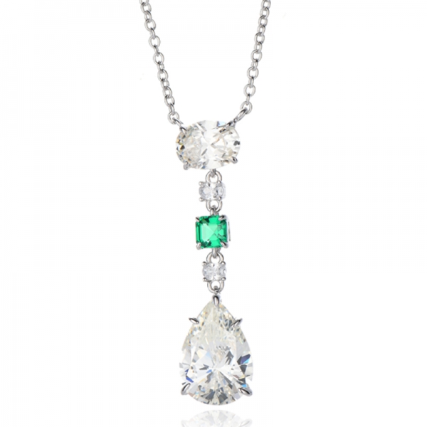 Collar de plata rodiada nano con circonita cúbica y diamante en forma de pera G 