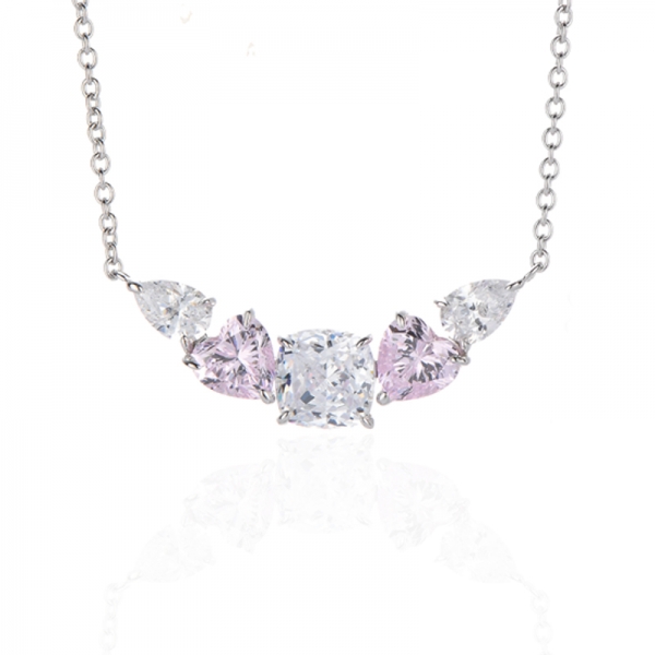 Collar de plata rodiada con circonitas cúbicas rosas y blancas en forma de corazón con diamantes 