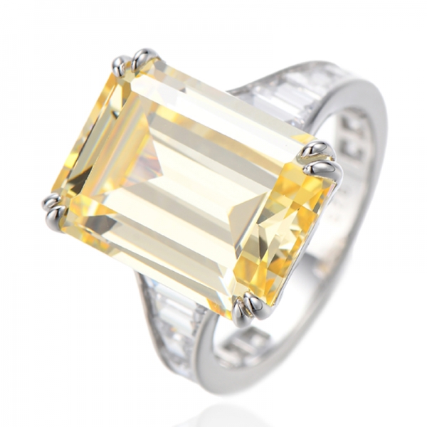 Anillo de plata rodiada con circonita cúbica blanca en forma de barco y diamante octogonal G 