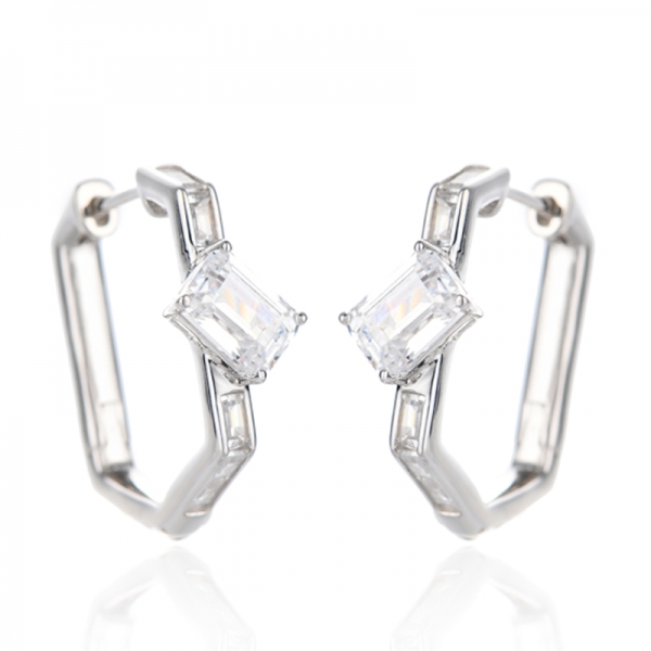 Pendiente de plata rodiada con circonita cúbica blanca talla esmeralda 925 y baguette 